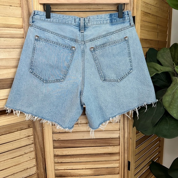 Abercrombie & Fitch Curve Love High Rise Loose Short SIZE 30 - Picture 9 of 9